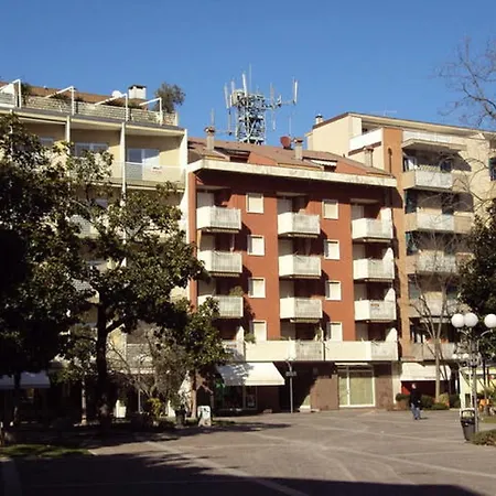 5 Apartment